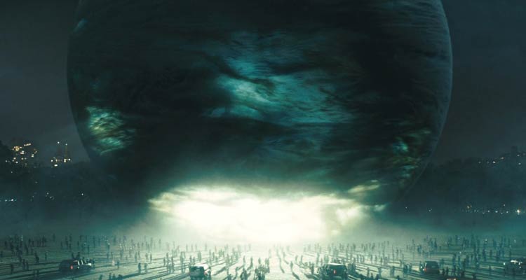 The Day The Earth Stood Still 2008 Movie Scene A giant orb, actually an alien spaceship lands in the middle of Central Park