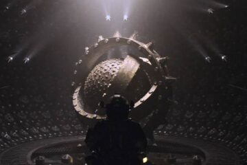 Event Horizon 1997 Movie Scene The gravity drive of the spaceship Event Horizon spinning