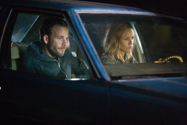 Carjacked 2011 Movie Stephen Dorff and Maria Bello in car
