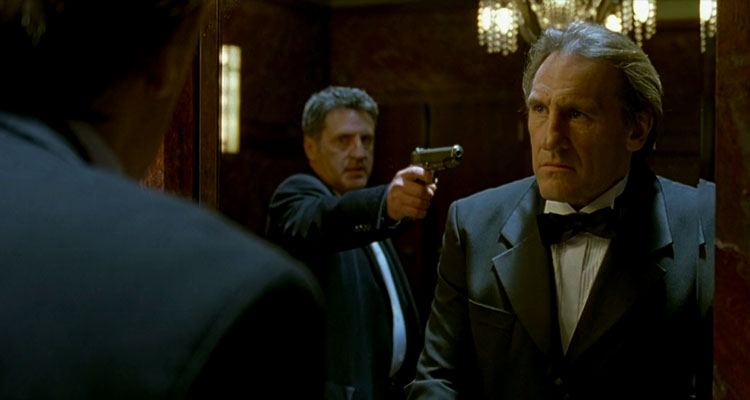 36 Quai des Orfevres aka 36th Precinct 2004 Movie Daniel Auteuil holding a gun pointed to Gérard Depardieu