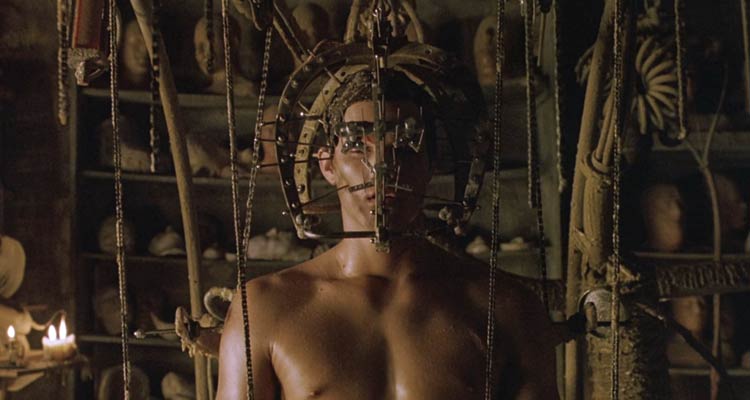 House of Wax 2005 Movie Scene Jared Padalecki as Wade with a strange device on his head about to be covered in wax