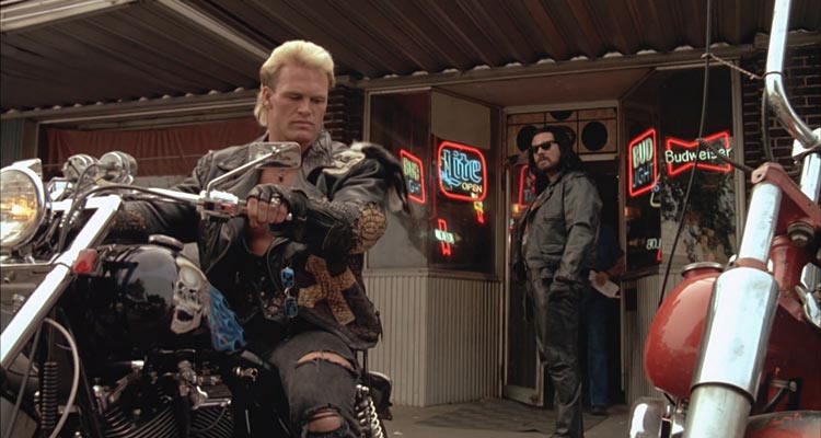 Stone Cold 1991 Movie Scene Brian Bosworth as Joe Huff AKA John Stone on his custom built motorcycle as William Forsythe as Ice is staring him down