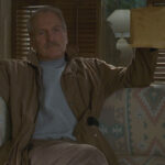 Twilight 1998 Movie Scene Paul Newman as Harry Ross holding a gun and a bag